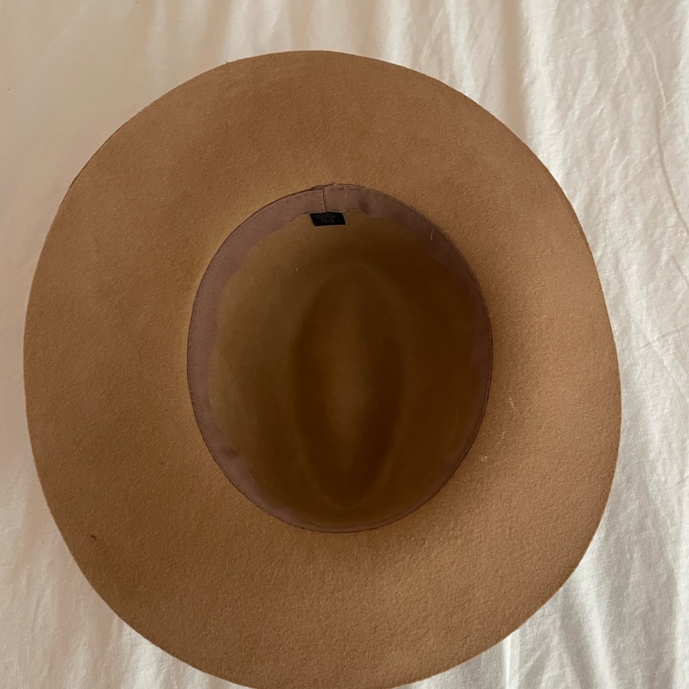 Cute hat - Picture 6 of 6